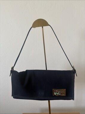 [VINTAGE] Fendi Navy Canvas Shoulder Bag Purse